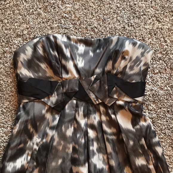 🍀 BCBGMAXAZRIA Dress (2) - Picture 5 of 9